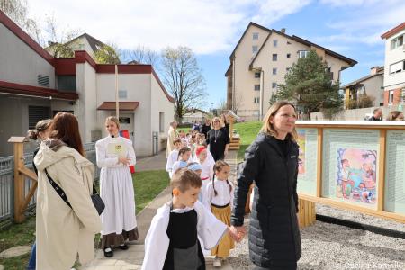 Čarobne zgodbe slovenskih vasi  (4)